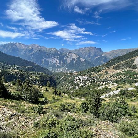 Stunning Apartment With Breathtaking View! Huez Bagian luar foto