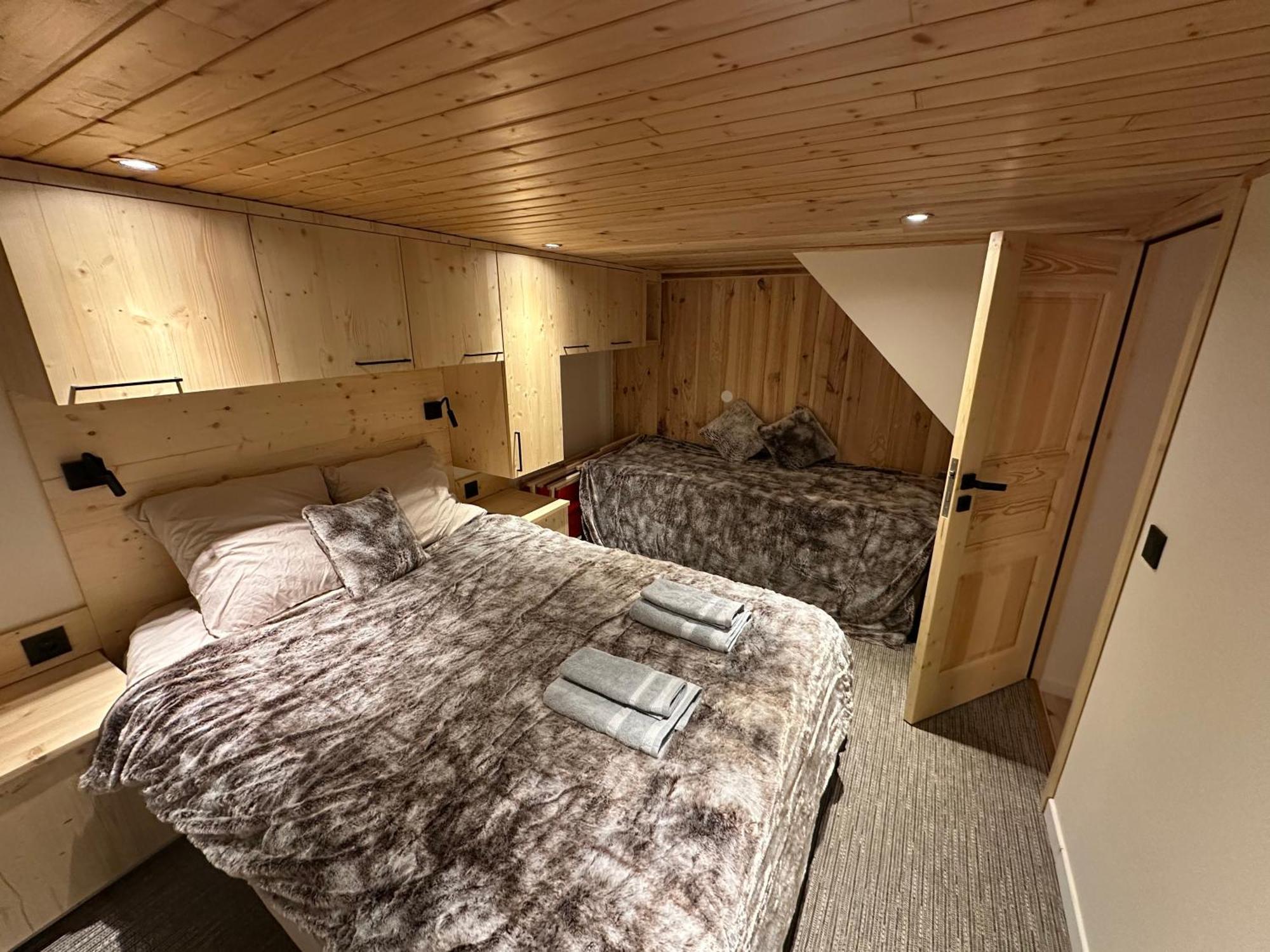 Stunning Apartment With Breathtaking View! Huez Bagian luar foto