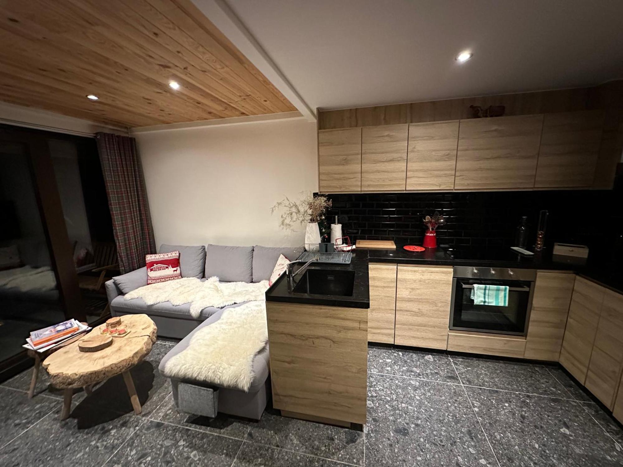 Stunning Apartment With Breathtaking View! Huez Bagian luar foto