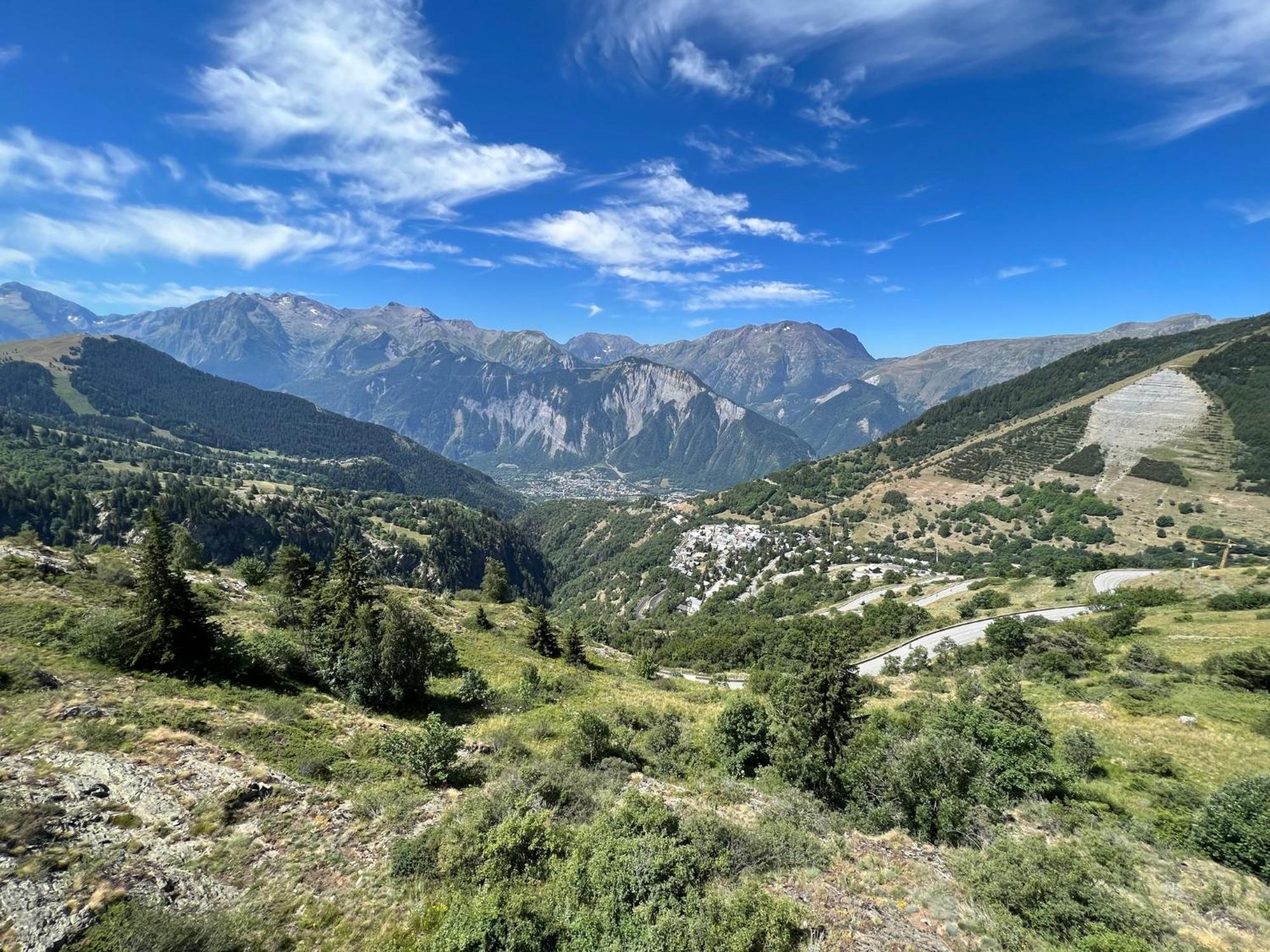 Stunning Apartment With Breathtaking View! Huez Bagian luar foto